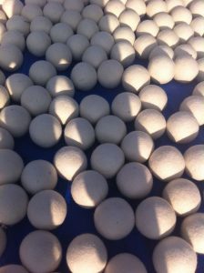 Wool dryer balls