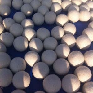 Wool dryer balls